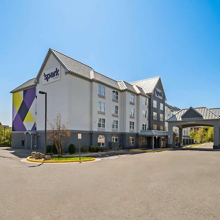 Spark By Hilton Woodbridge Exteriör bild