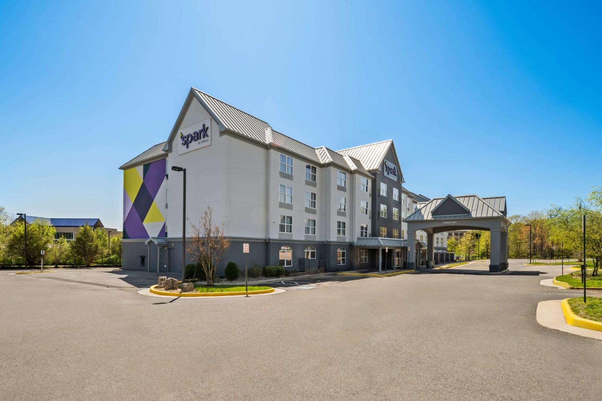 Spark By Hilton Woodbridge Exteriör bild