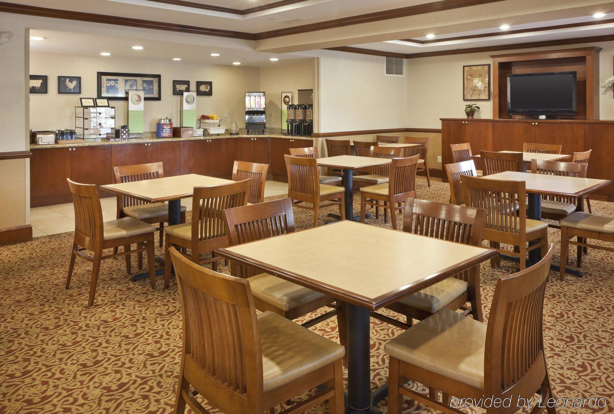 Spark By Hilton Woodbridge Restaurang bild